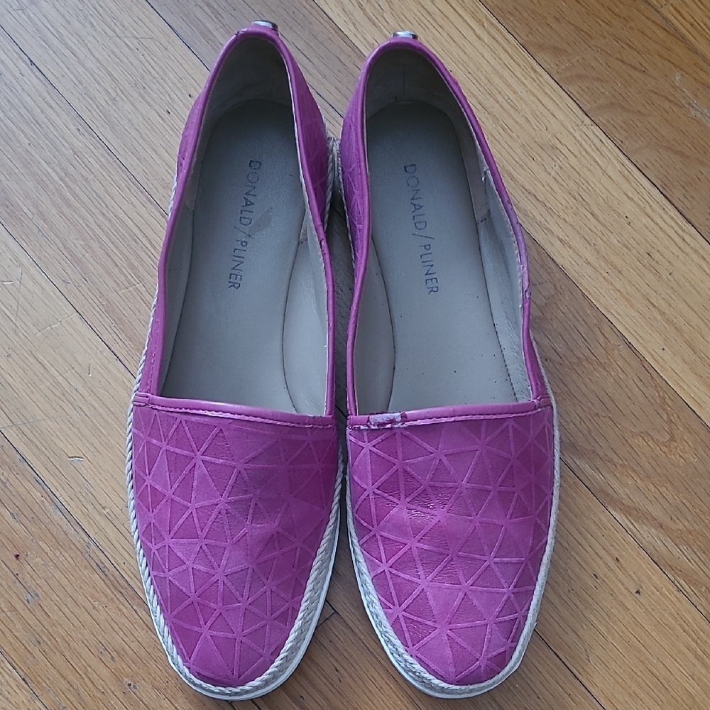 Donald J. Pliner Women's Penn Fuchsia Espadrilles